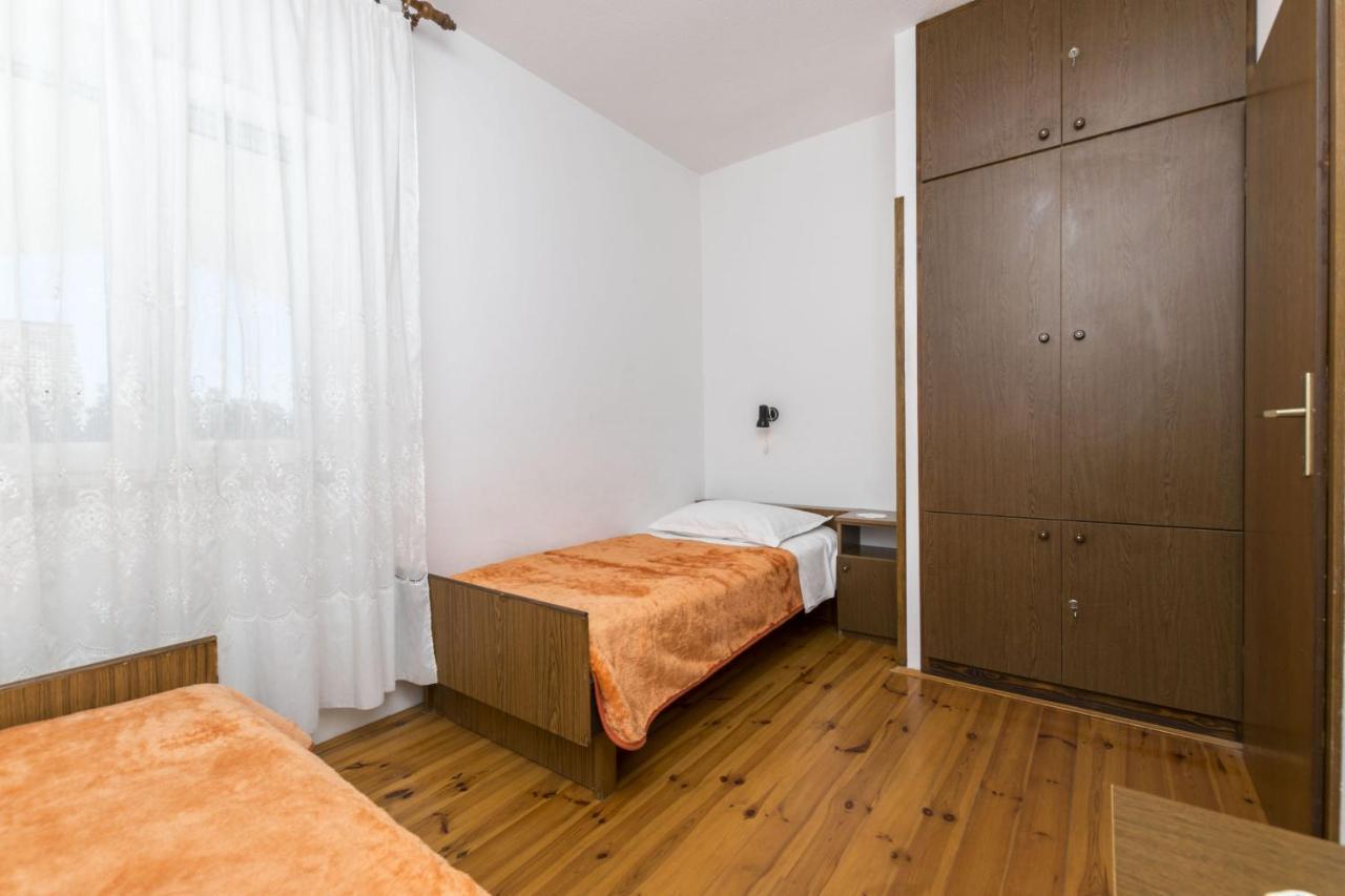 Apartments Neda Trogir Eksteriør bilde