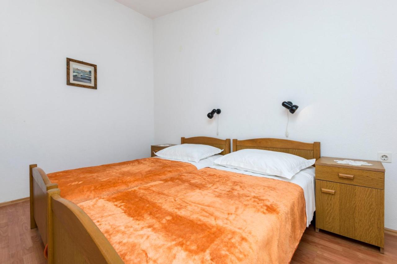 Apartments Neda Trogir Eksteriør bilde
